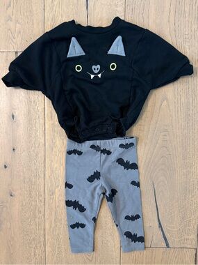 Cat & Jack Newborn Halloween Bat Bodysuit & Leggings Set